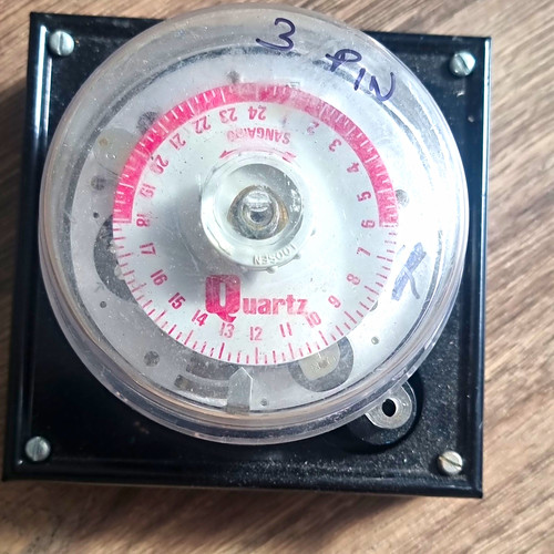 Sangamo quartz analogue time - sangamo,